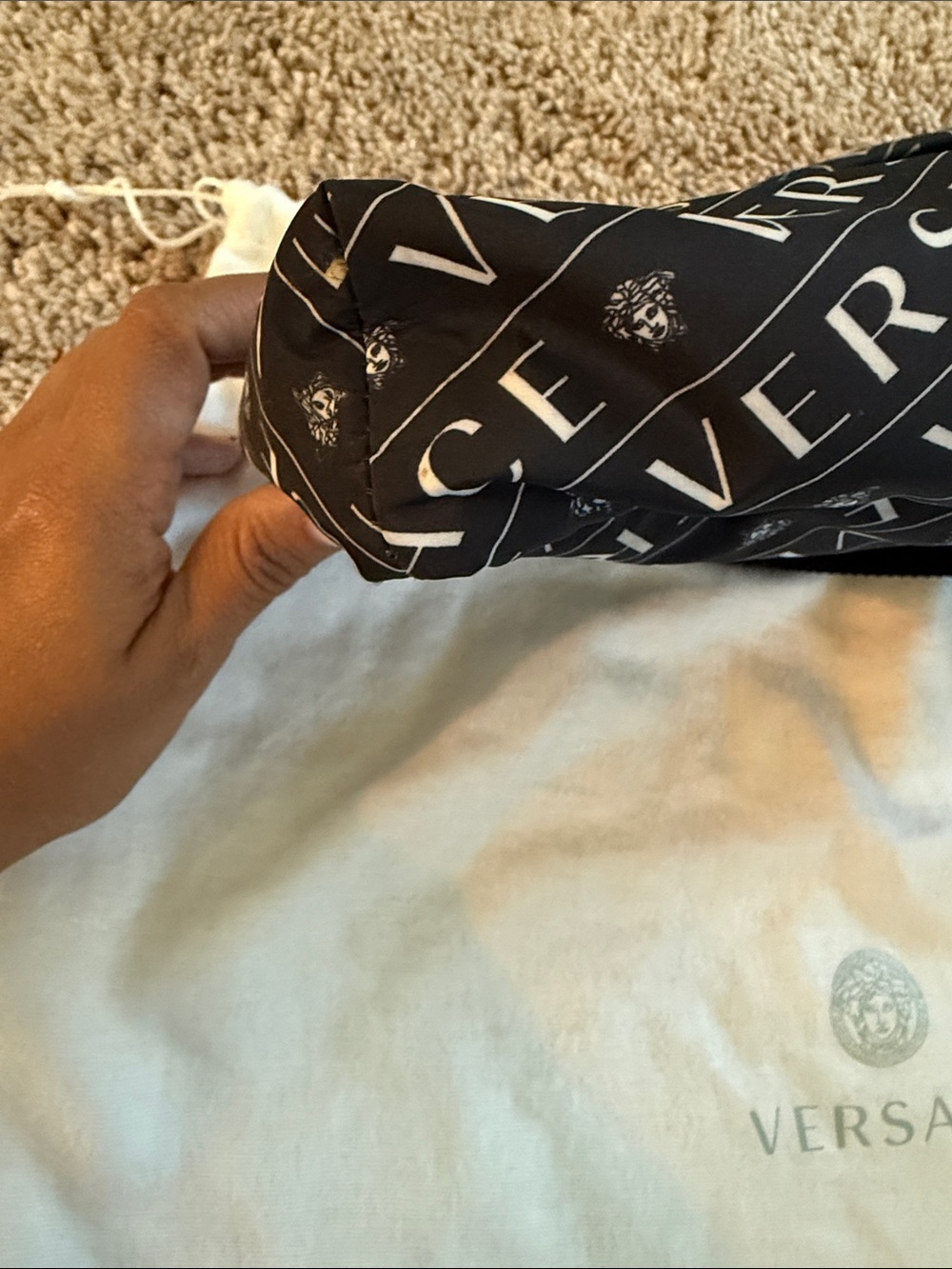 Versace Black Logo-Print belt bag - Picture 3 of 11
